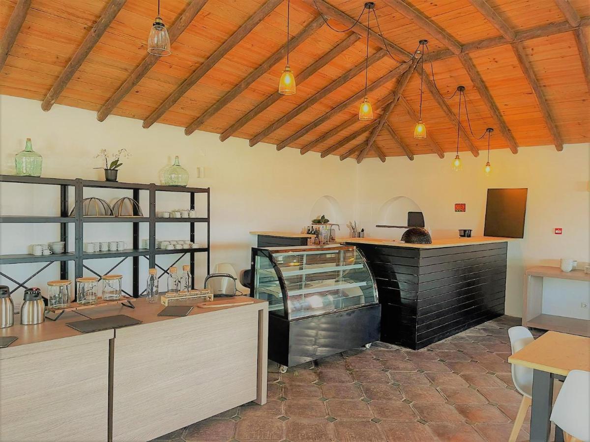Lodge Monte Do Sobral Alcacovas Bagian luar foto